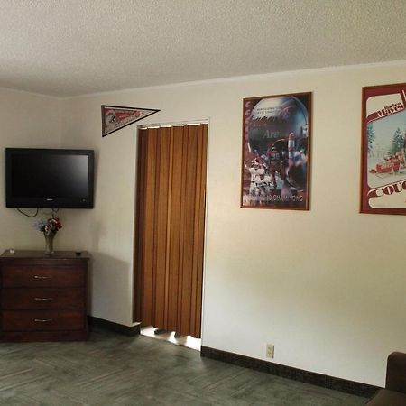 פולמן American Travel Inn מראה חיצוני תמונה